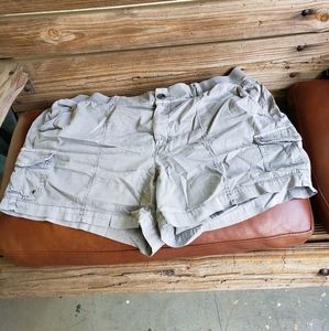 Womans Shorts Size 18W